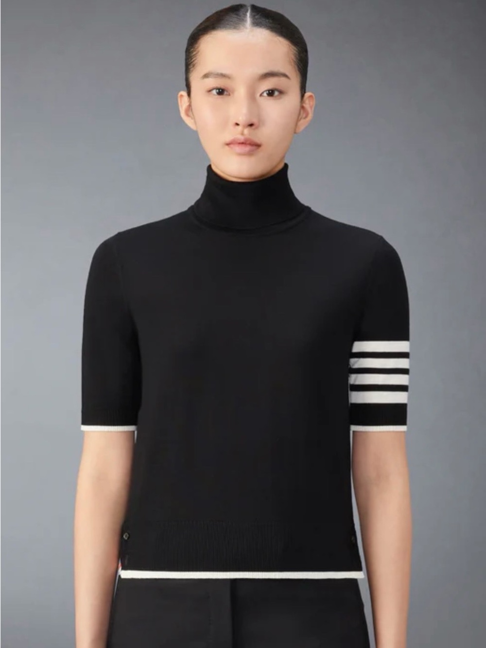 NWOT THOM BROWNE FINE MERINO WOOL 4-BAR RELAXED FIT TURTLENECK SIZE 40IT/4US
